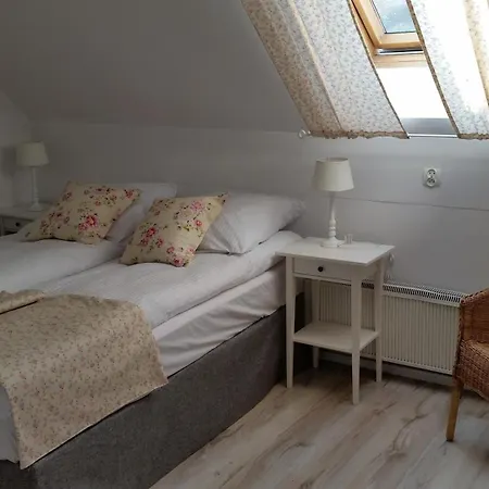 Folwark Leszczynowka Lantgård Srebrna Góra