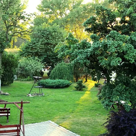 Alloggio per agriturismo Folwark Leszczynowka