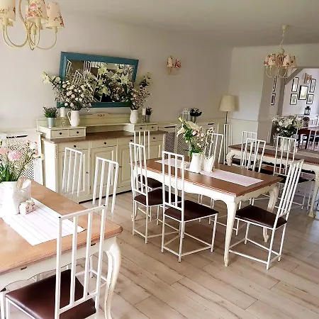 Gospodarstwo agroturystyczne Folwark Leszczynówka *