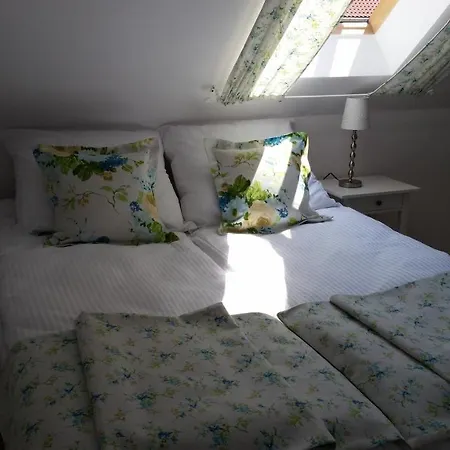 Lantgård Folwark Leszczynowka Srebrna Góra