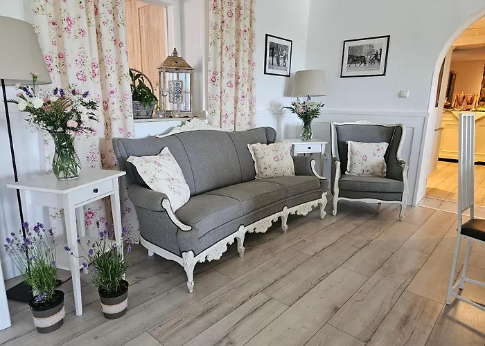 Folwark Leszczynowka Farma Srebrna Góra